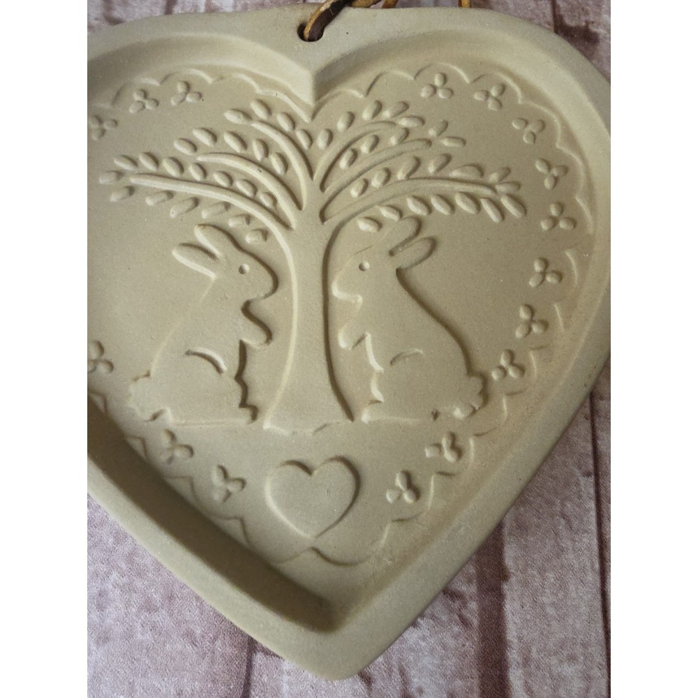 Brown Bag Cookie Art Heart Mold‎ Rabbits Tree ©1989 Hill Design Stoneware